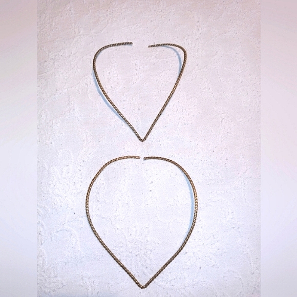 2 VINTAGE Sterling Silver Twisted Wired V Collar Necklaces Bundle